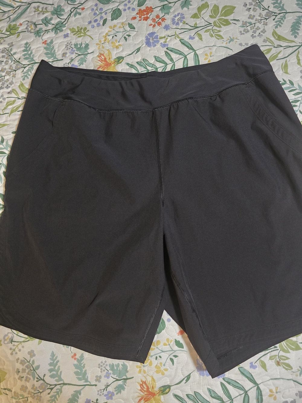 Lands' End Black Women's Bermuda Shorts/Swim Bottoms Size 16